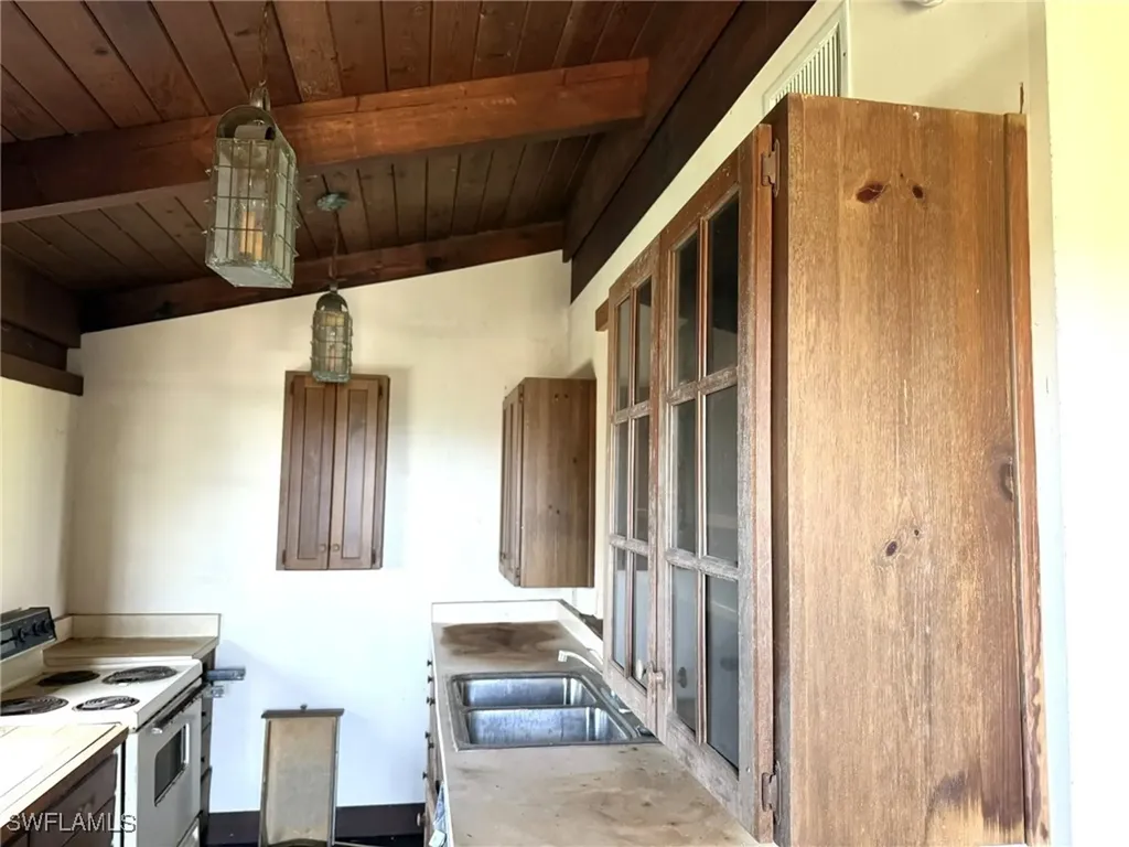 310 Pieces Of Eight Captiva FL 33924