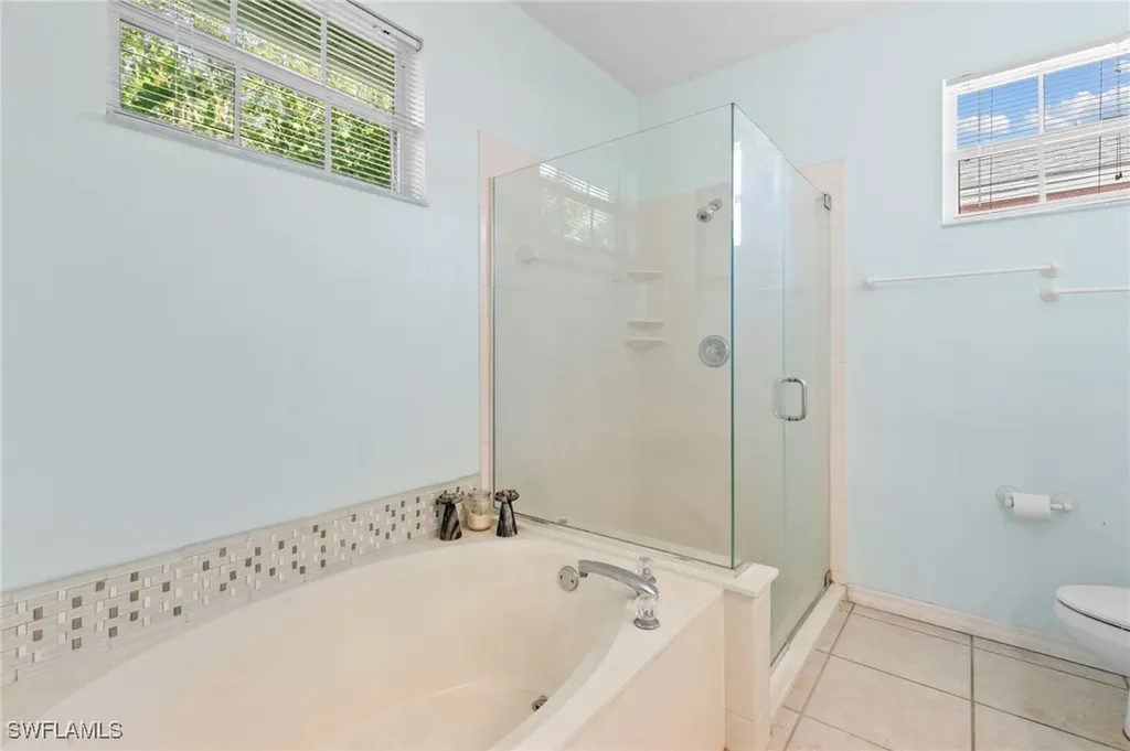 25731 Old Gaslight Drive Bonita Springs FL 34135