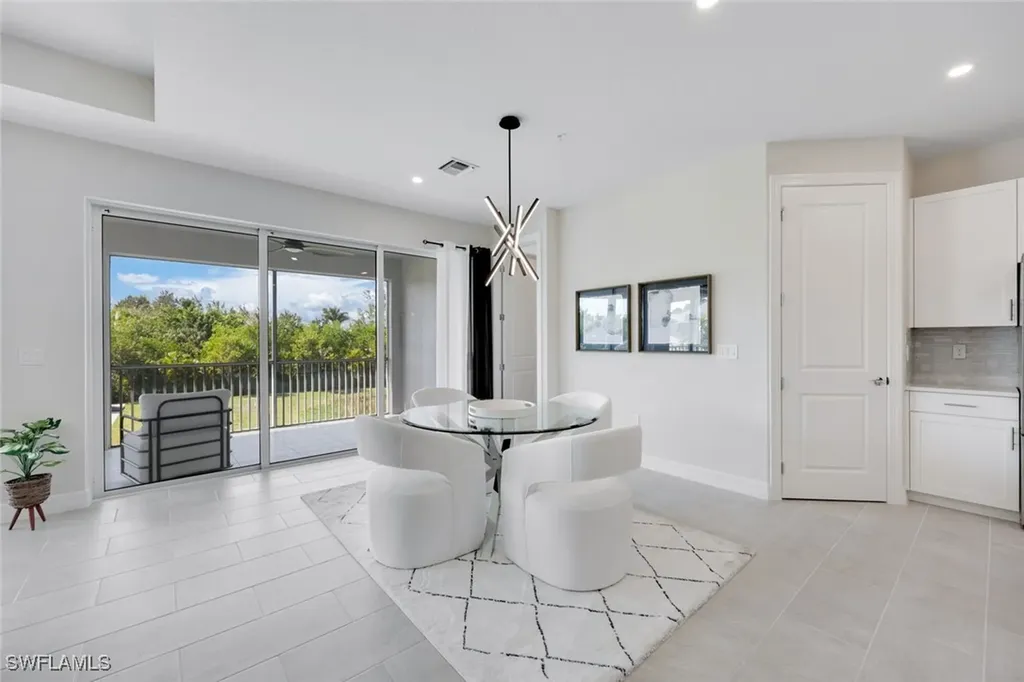 303 Indies Drive W Naples FL 34114