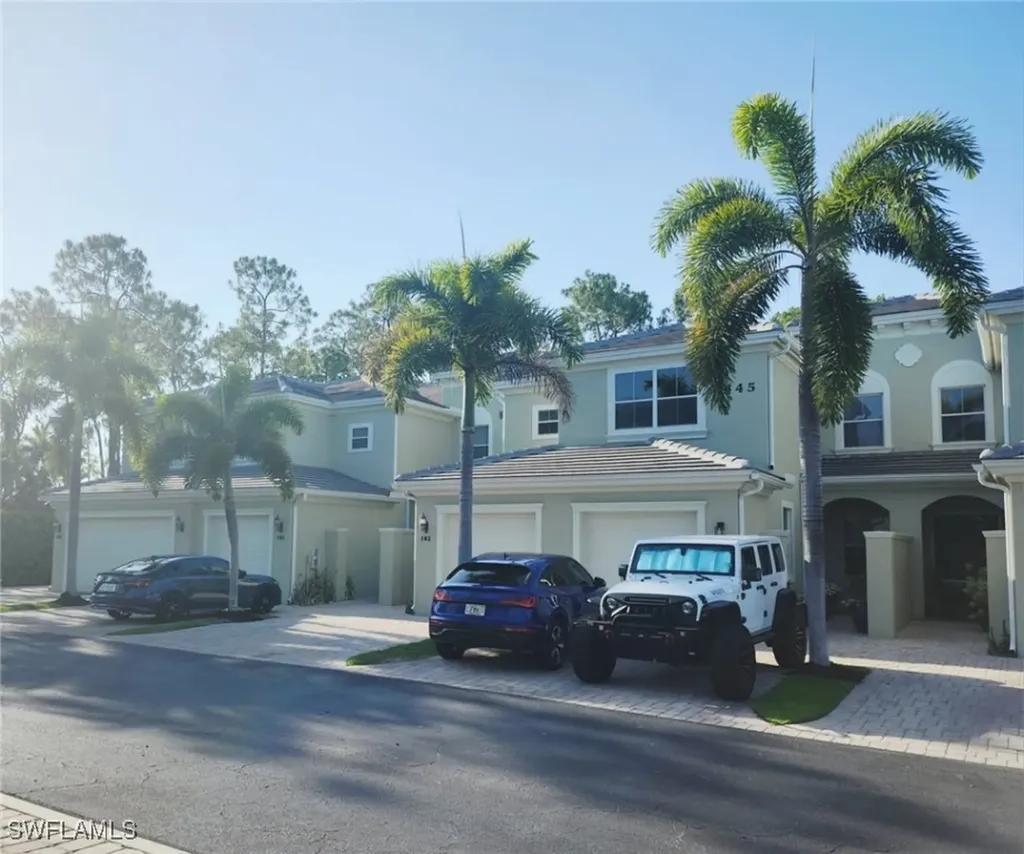 1445 Mariposa Circle Naples FL 34105