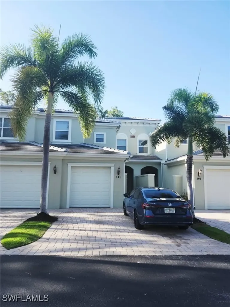 1445 Mariposa Circle Naples FL 34105
