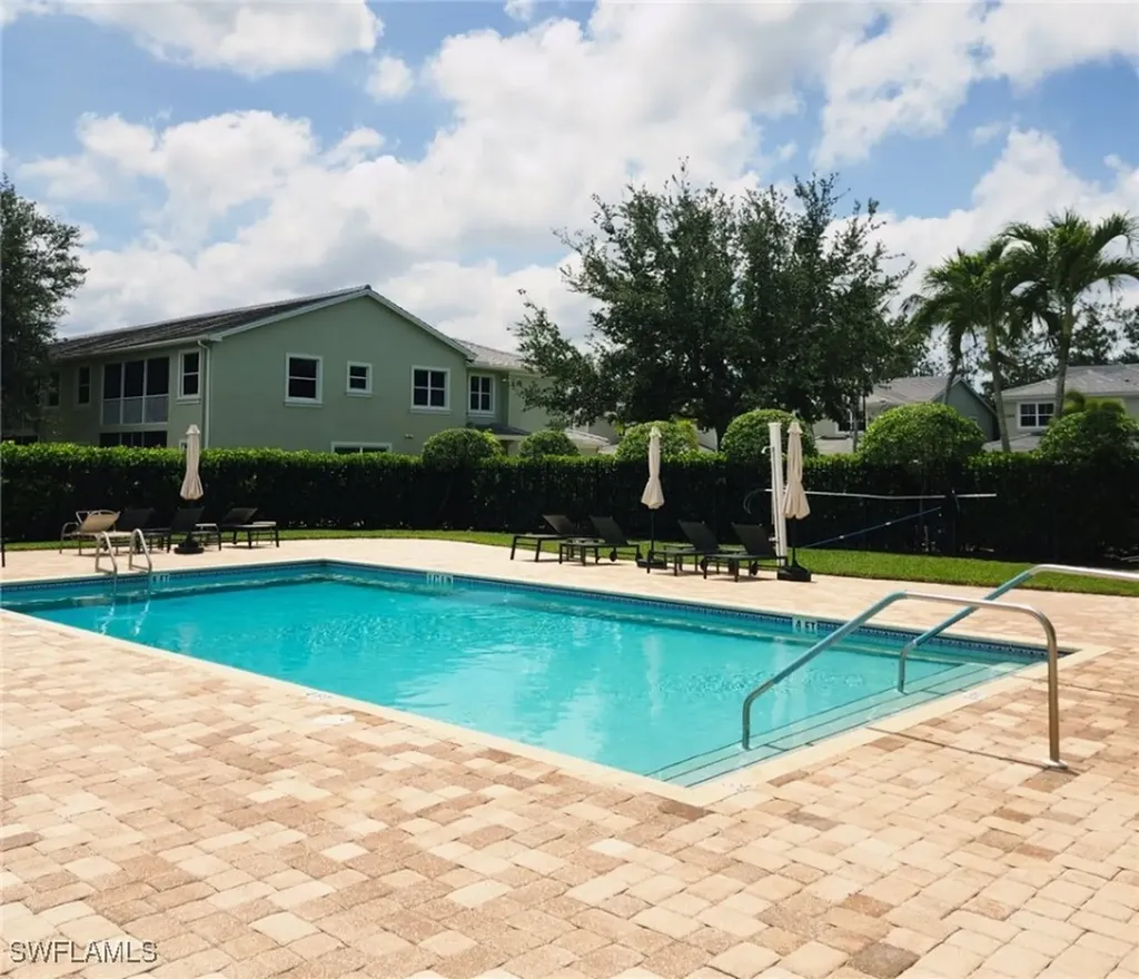 1445 Mariposa Circle Naples FL 34105