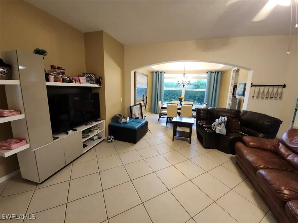 1445 Mariposa Circle Naples FL 34105