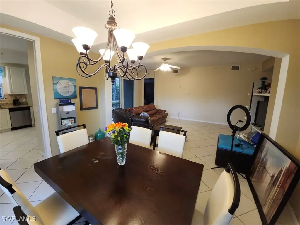 1445 Mariposa Circle Naples FL 34105