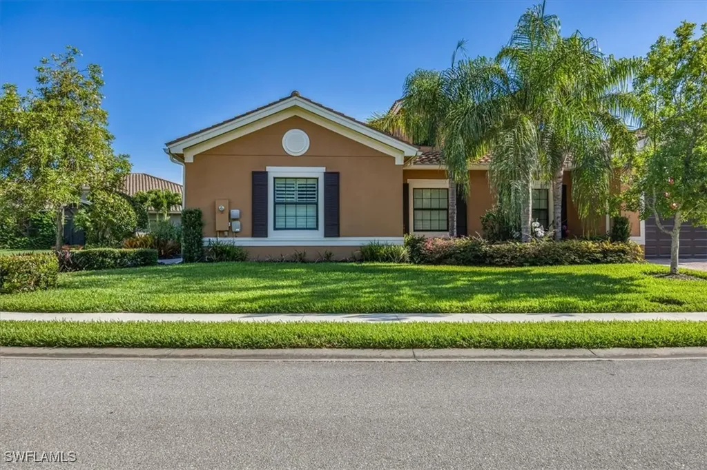 13429 Coronado Drive Naples FL 34109