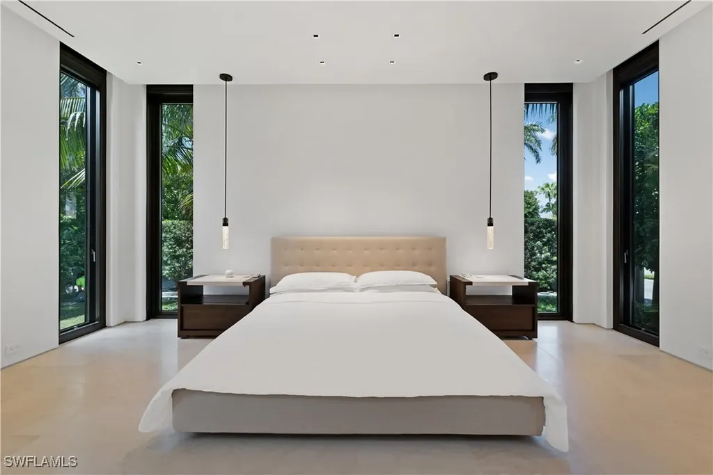 3655 Fort Charles Drive Naples FL 34102