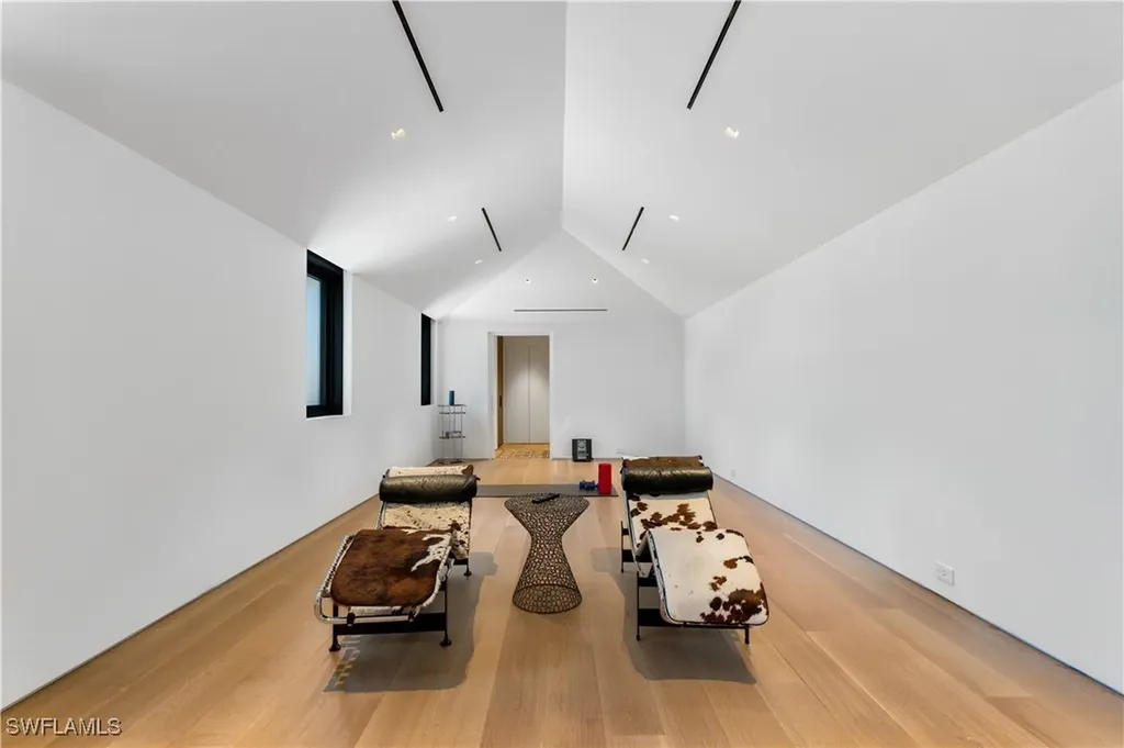 3655 Fort Charles Drive Naples FL 34102