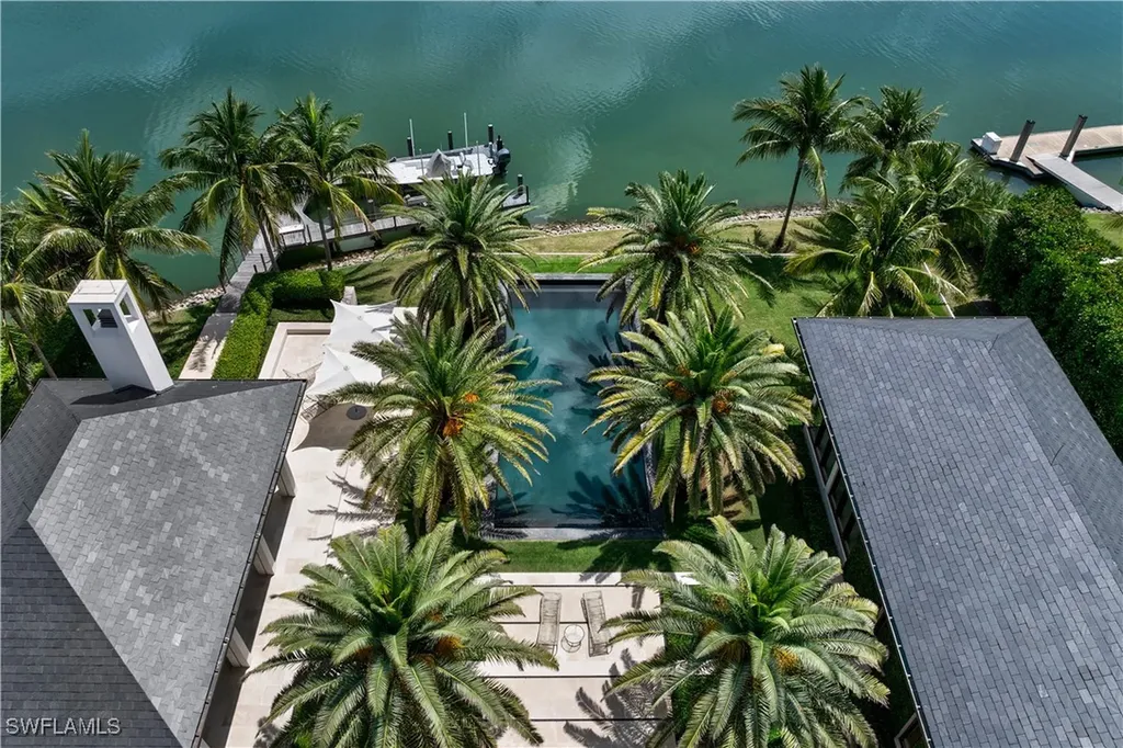 3655 Fort Charles Drive Naples FL 34102