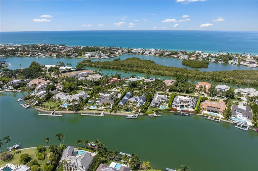 3655 Fort Charles Drive Naples FL 34102