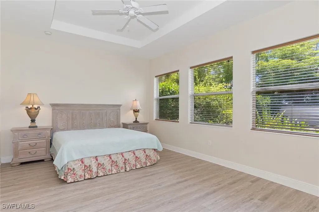 13484 Cambridge Lane Naples FL 34109