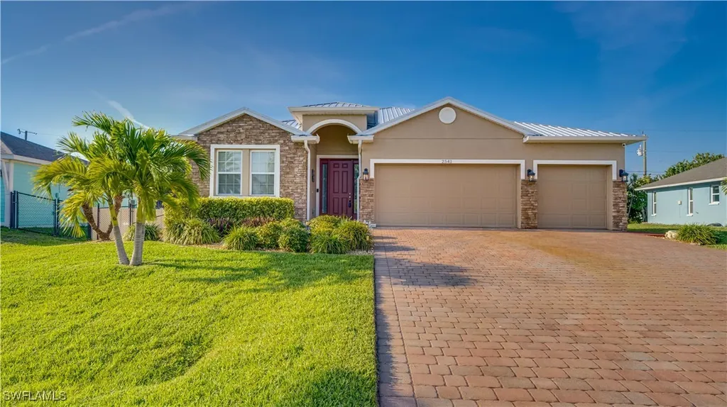2541 SW 32nd Lane Cape Coral FL 33914
