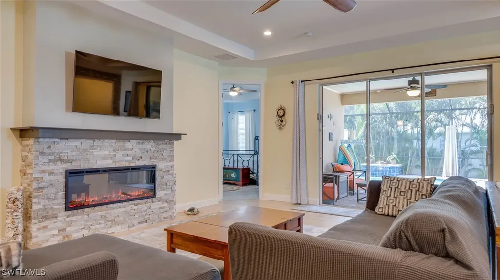 2541 SW 32nd Lane Cape Coral FL 33914