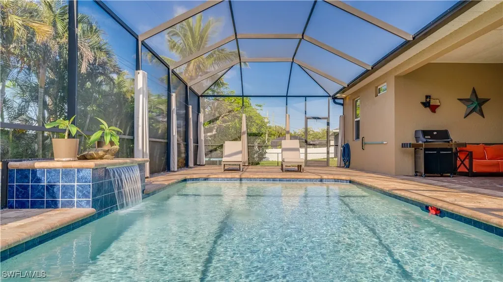 2541 SW 32nd Lane Cape Coral FL 33914