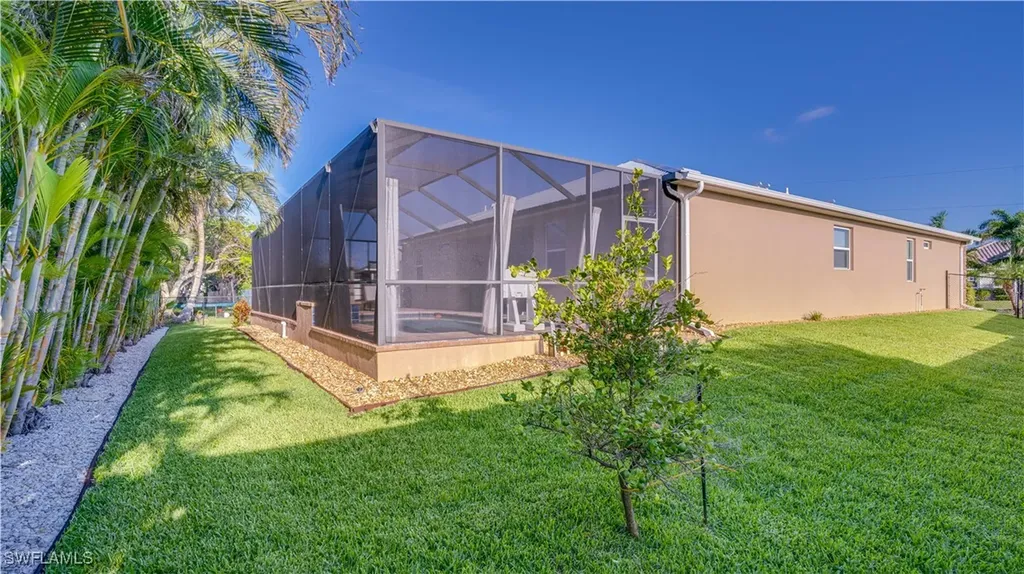 2541 SW 32nd Lane Cape Coral FL 33914
