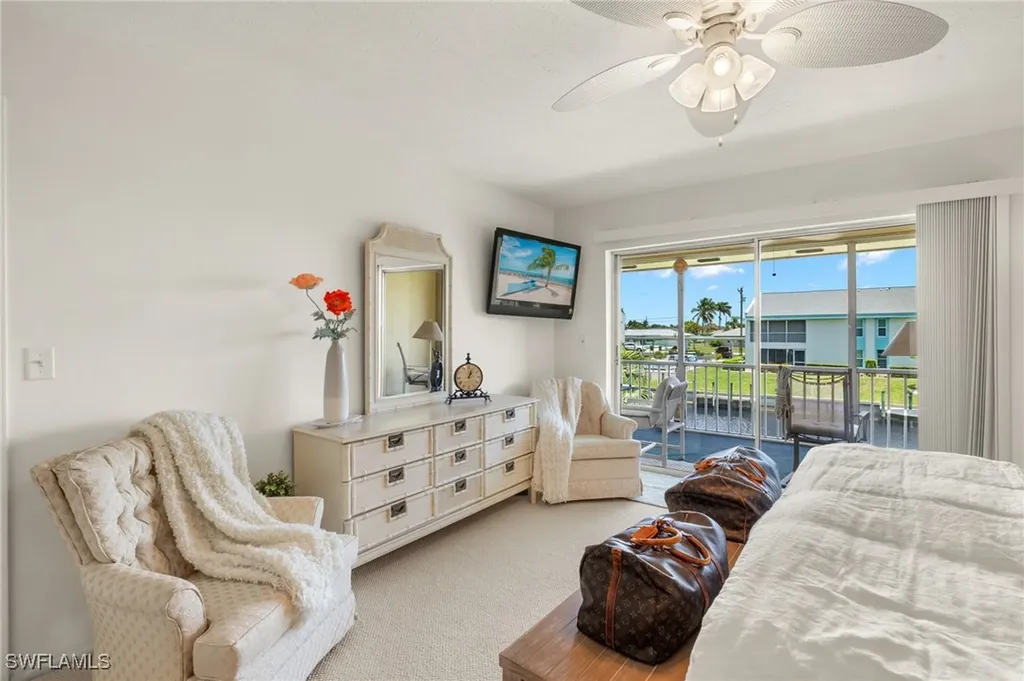 1345 SE 40th Terrace Cape Coral FL 33904