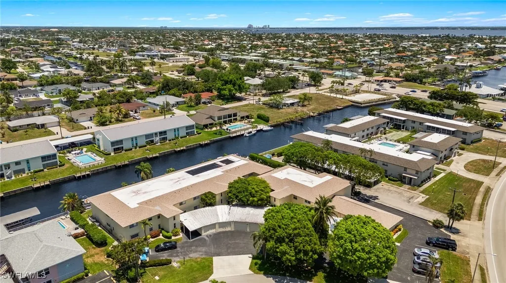 1345 SE 40th Terrace Cape Coral FL 33904