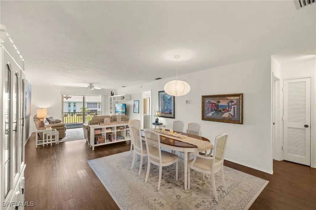 1345 SE 40th Terrace Cape Coral FL 33904