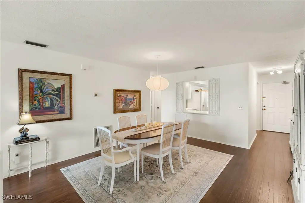 1345 SE 40th Terrace Cape Coral FL 33904