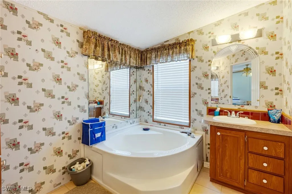 8269 Penny Drive North Fort Myers FL 33917