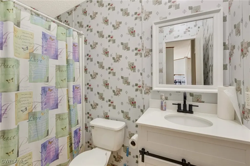 8269 Penny Drive North Fort Myers FL 33917