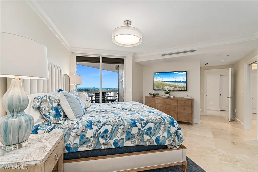 4021 Gulf Shore Boulevard N Naples FL 34103