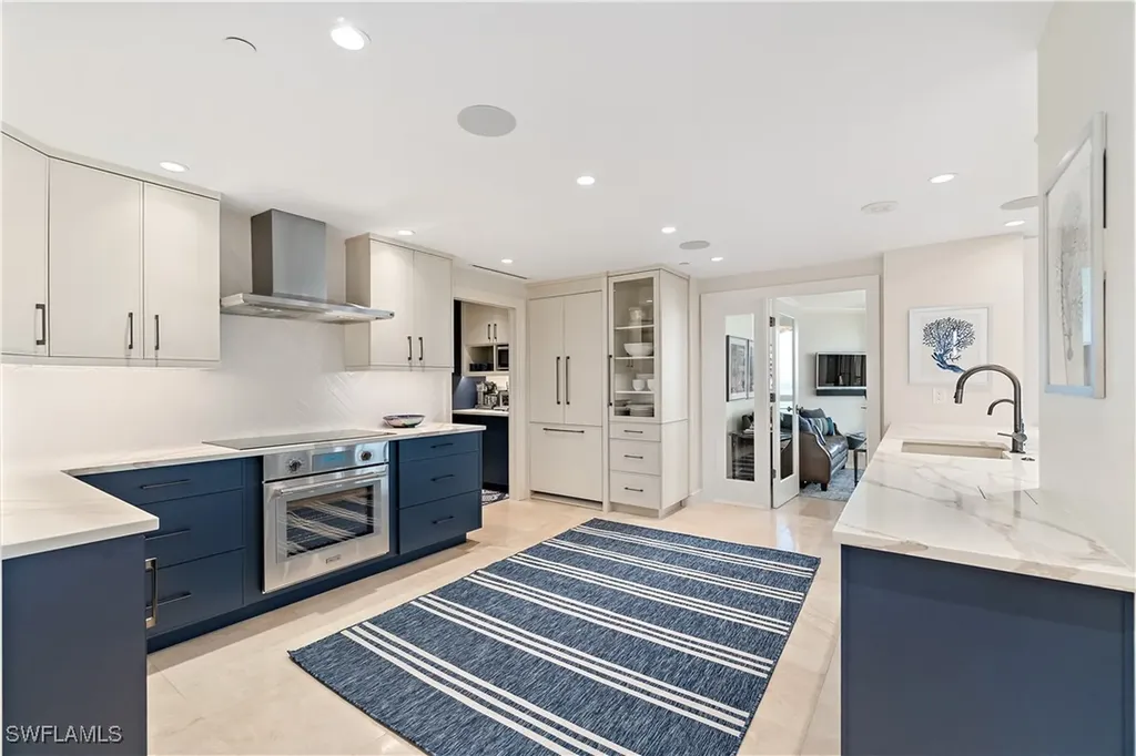 4021 Gulf Shore Boulevard N Naples FL 34103