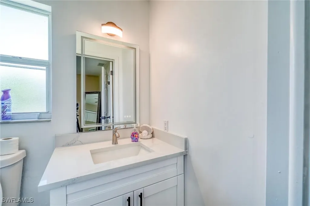 5146 York Court Cape Coral FL 33904