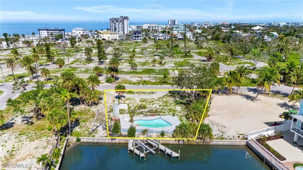 180 Donora Boulevard Fort Myers Beach FL 33931