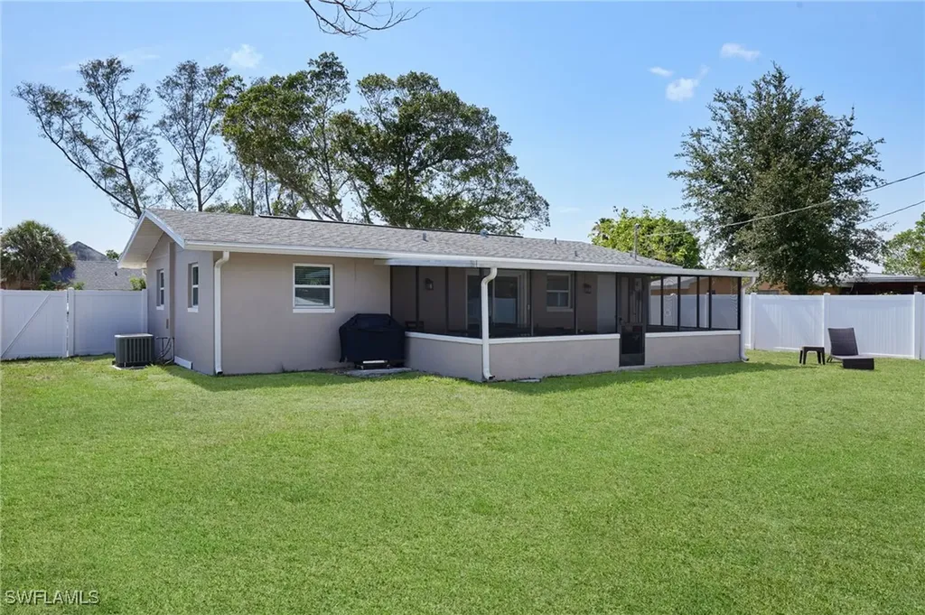 6677 E Tropicana Drive Fort Myers FL 33919