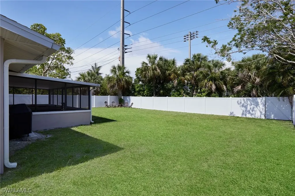 6677 E Tropicana Drive Fort Myers FL 33919