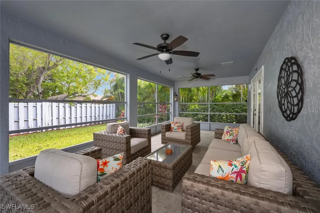 607 92nd Avenue N Naples FL 34108