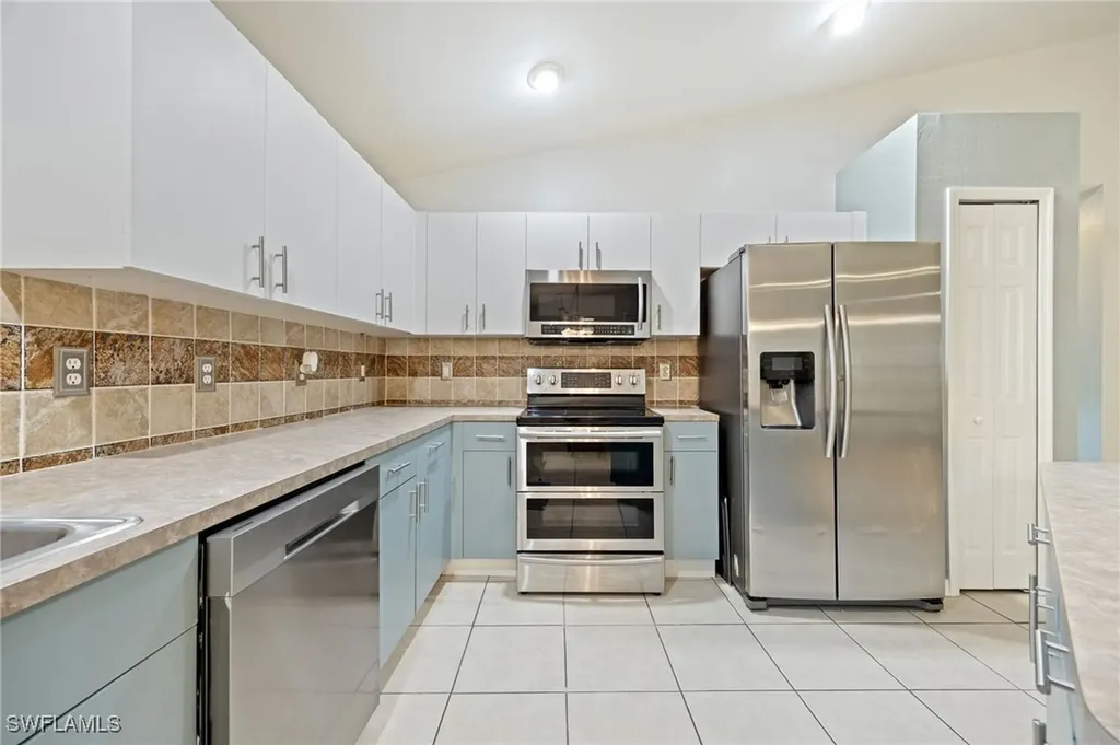 227 Manasota Street Fort Myers FL 33913