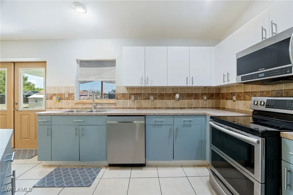 227 Manasota Street Fort Myers FL 33913