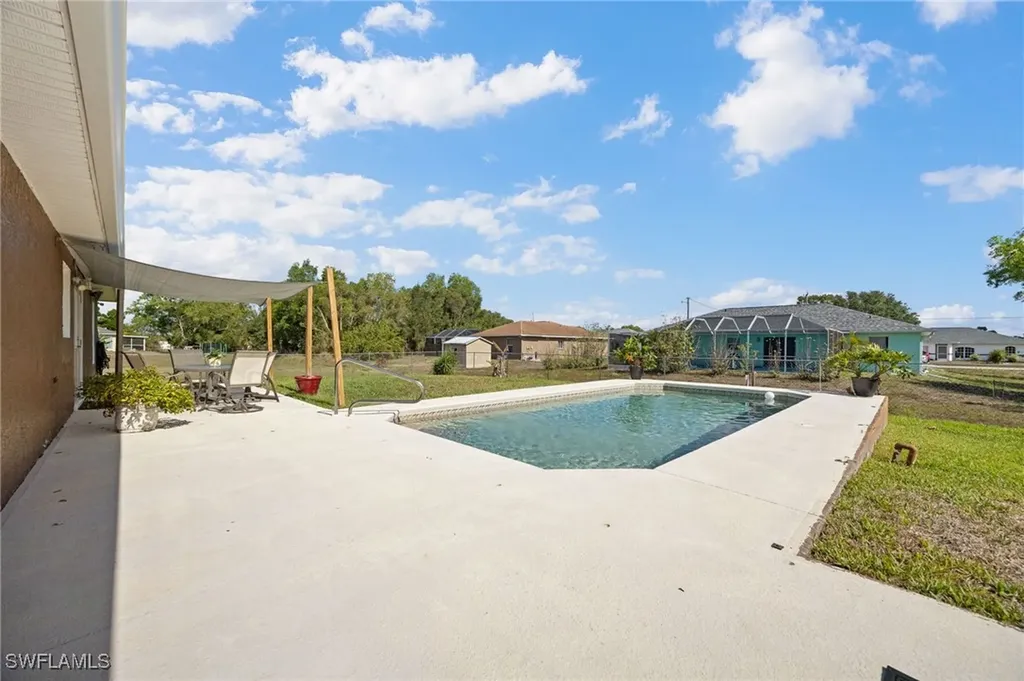 227 Manasota Street Fort Myers FL 33913