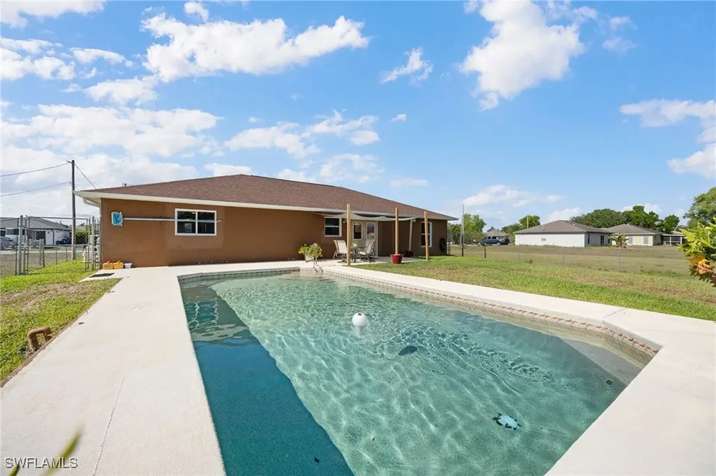227 Manasota Street Fort Myers FL 33913