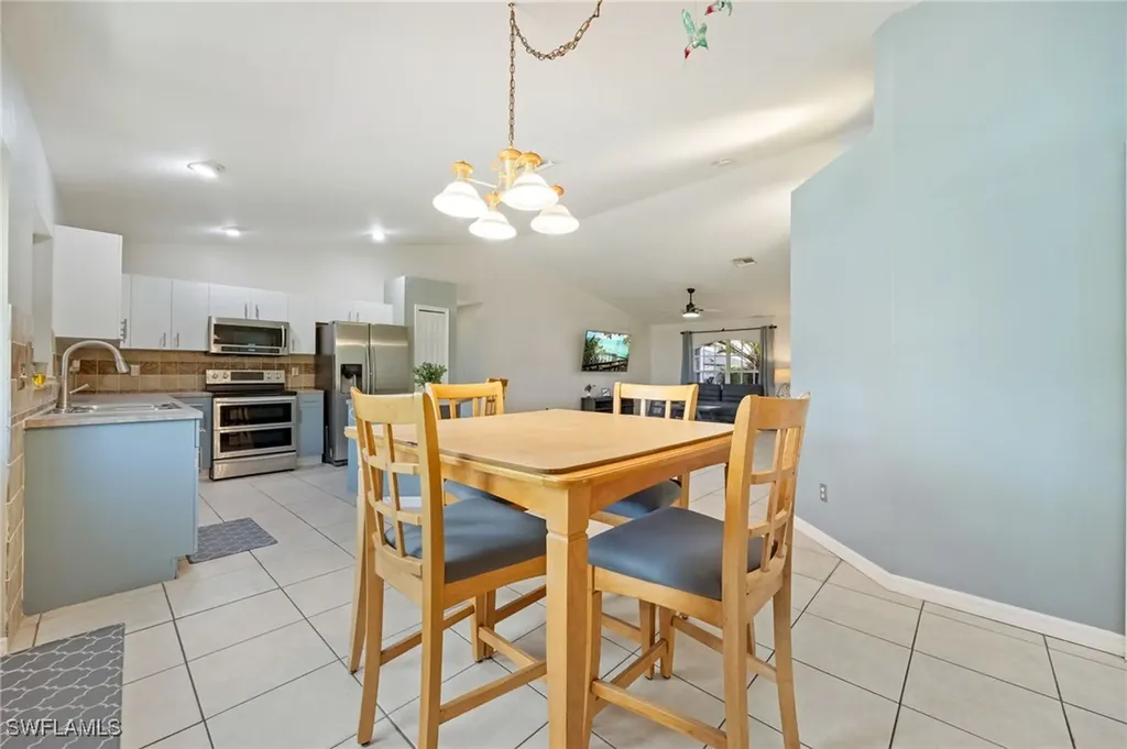 227 Manasota Street Fort Myers FL 33913