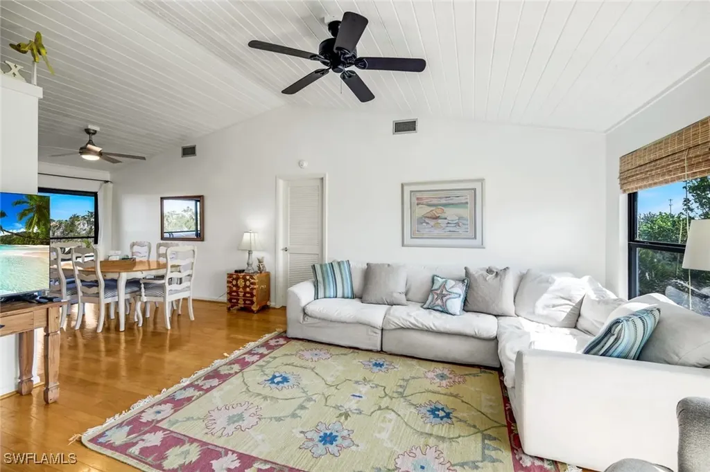647 Rabbit Road Sanibel FL 33957