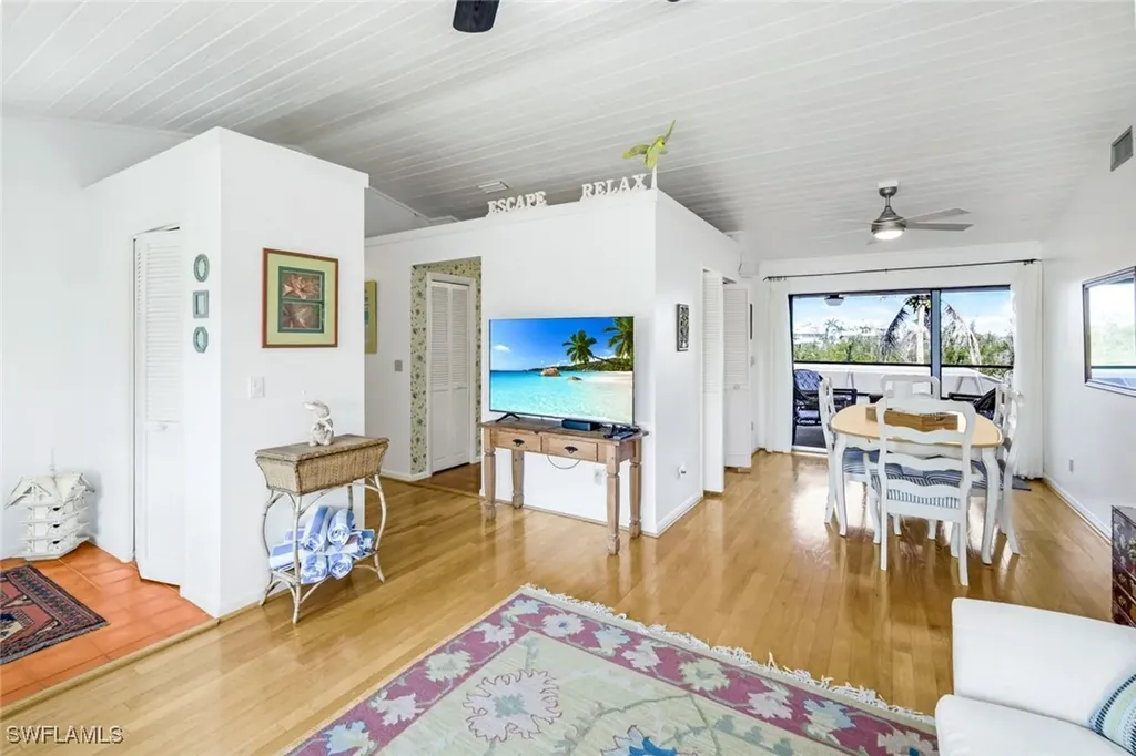 647 Rabbit Road Sanibel FL 33957