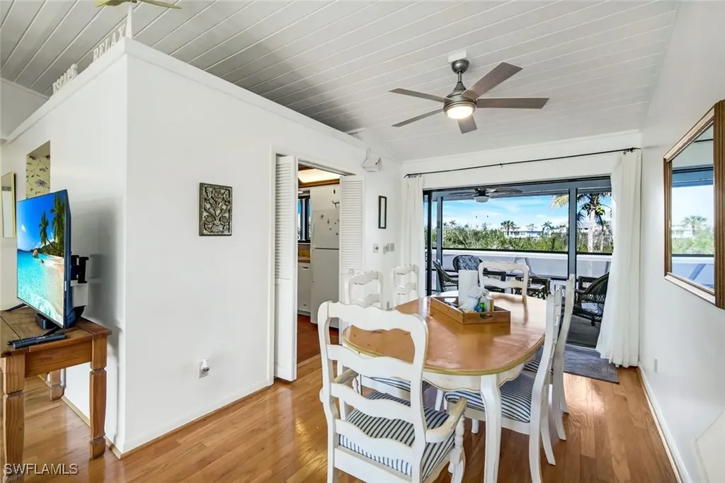 647 Rabbit Road Sanibel FL 33957