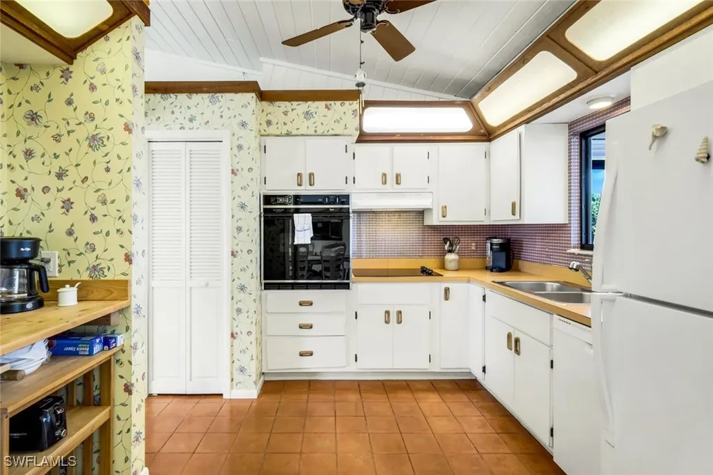 647 Rabbit Road Sanibel FL 33957