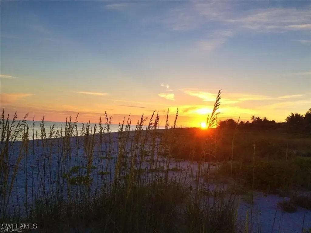647 Rabbit Road Sanibel FL 33957