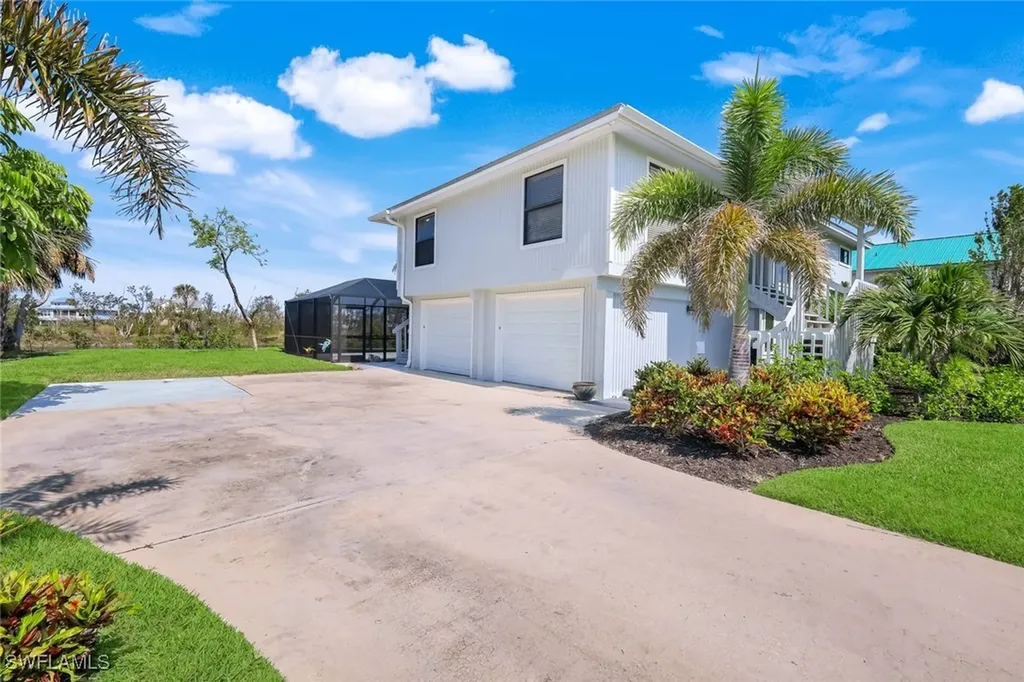 647 Rabbit Road Sanibel FL 33957