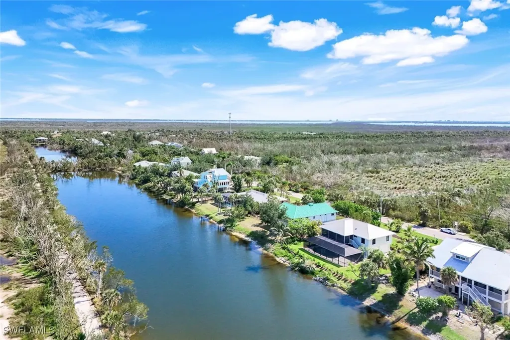 647 Rabbit Road Sanibel FL 33957