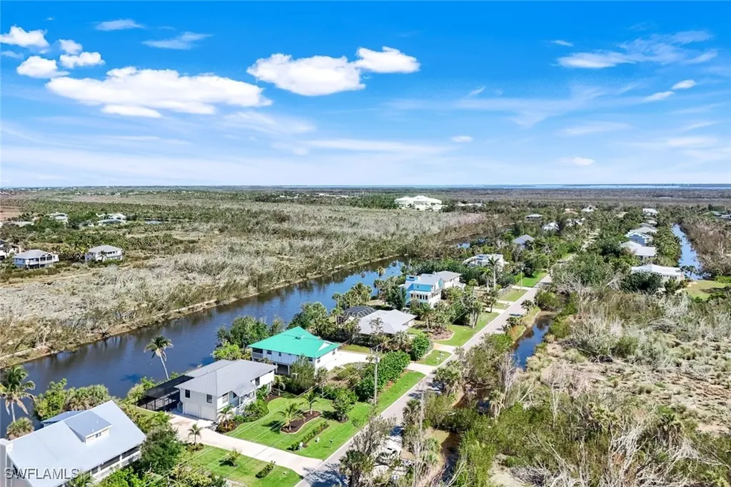 647 Rabbit Road Sanibel FL 33957