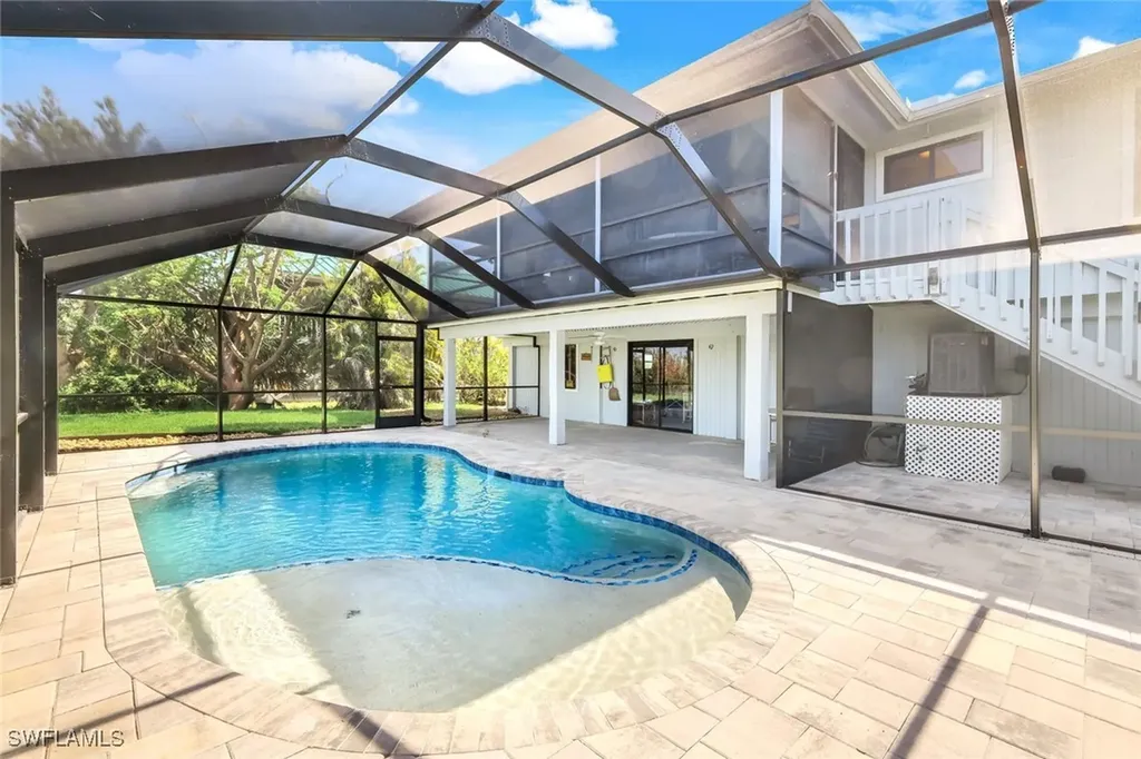 647 Rabbit Road Sanibel FL 33957