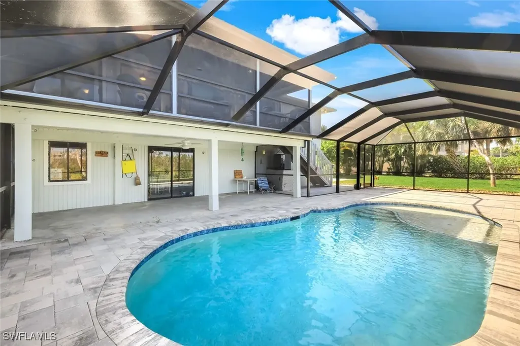 647 Rabbit Road Sanibel FL 33957