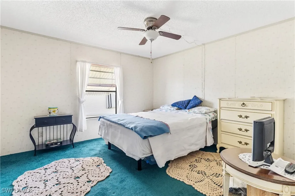 9245 Caloosa Drive North Fort Myers FL 33903