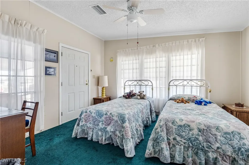 9245 Caloosa Drive North Fort Myers FL 33903