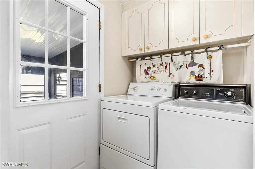 9245 Caloosa Drive North Fort Myers FL 33903