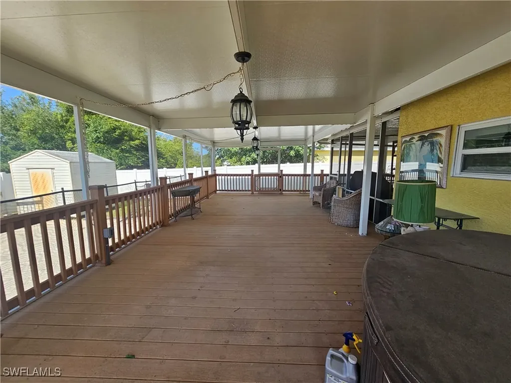 3903 1st Street SW Lehigh Acres FL 33976